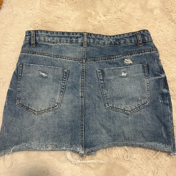 Jean skirt - Picture 2 of 2